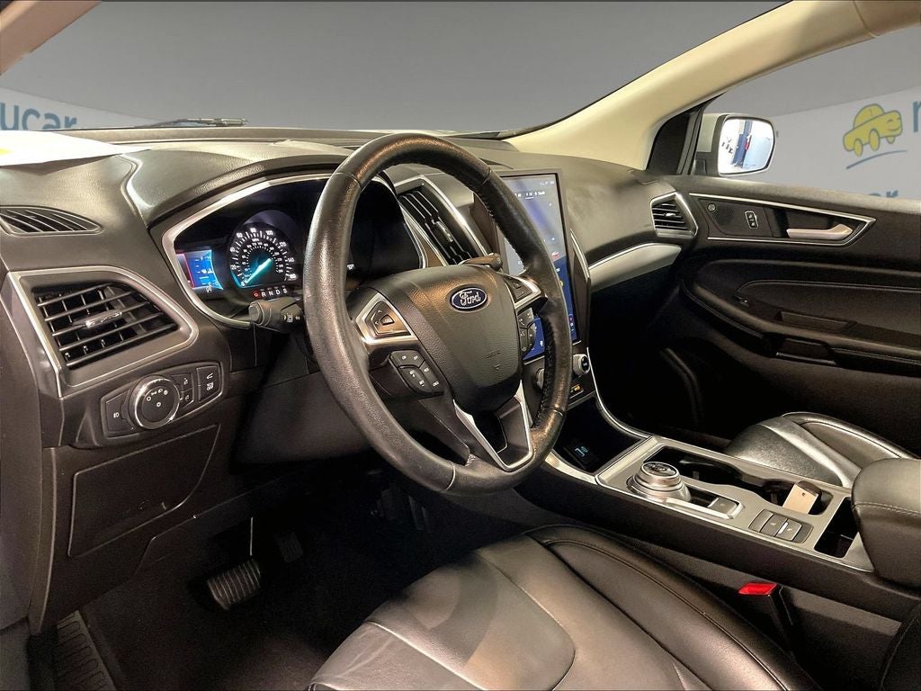 2021 Ford Edge Titanium
