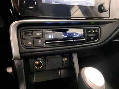 2017 Toyota Corolla LE CVT (Natl)