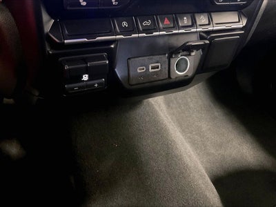2020 Chevrolet Silverado 1500 Crew Cab Short Box 4-Wheel Drive RST