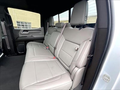 2022 GMC Sierra 1500 Crew Cab Short Box 4-Wheel Drive SLT