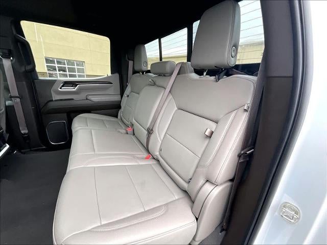 2022 GMC Sierra 1500 Crew Cab Short Box 4-Wheel Drive SLT