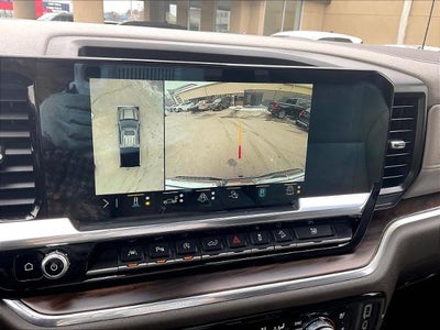 2022 GMC Sierra 1500 Crew Cab Short Box 4-Wheel Drive SLT