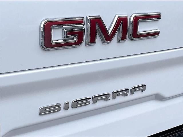 2022 GMC Sierra 1500 Crew Cab Short Box 4-Wheel Drive SLT