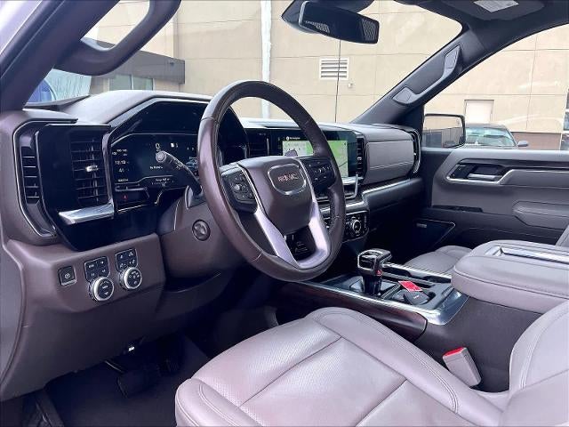 2022 GMC Sierra 1500 Crew Cab Short Box 4-Wheel Drive SLT