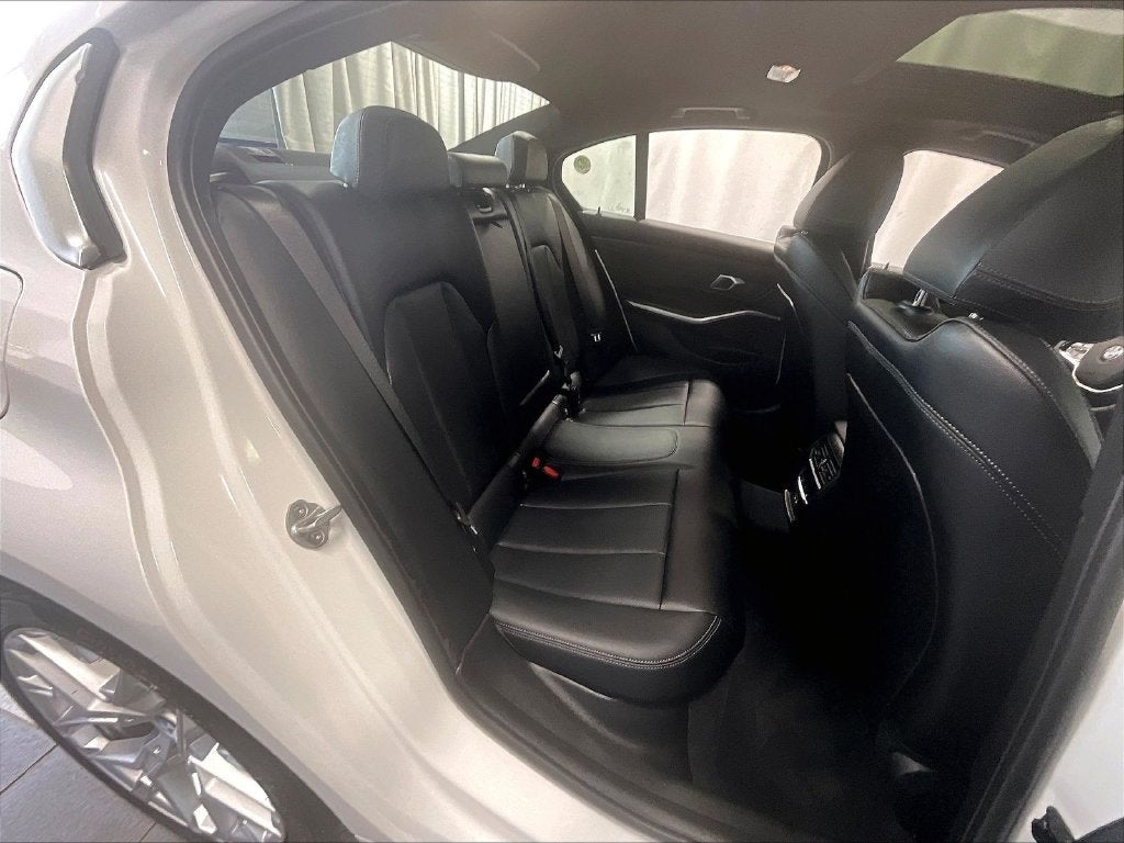 2026 BMW 3 Series 330i xDrive