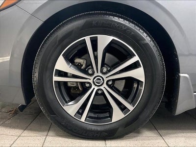 2022 Nissan Sentra SV CVT