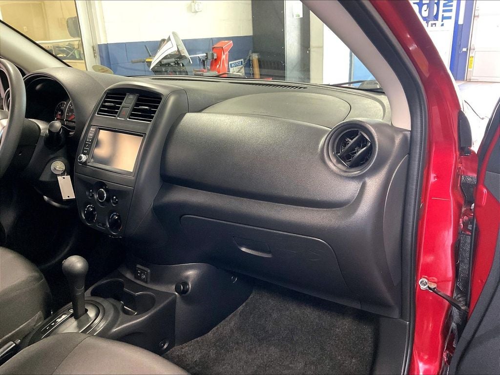 2019 Nissan Versa 1.6 S Plus