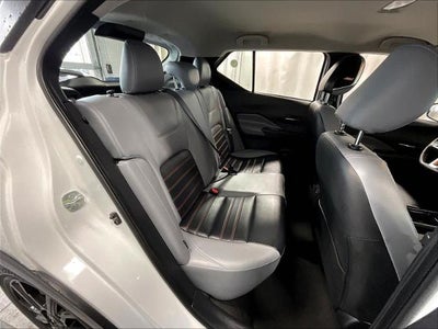 2023 Nissan Kicks SR FWD
