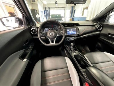 2023 Nissan Kicks SR FWD