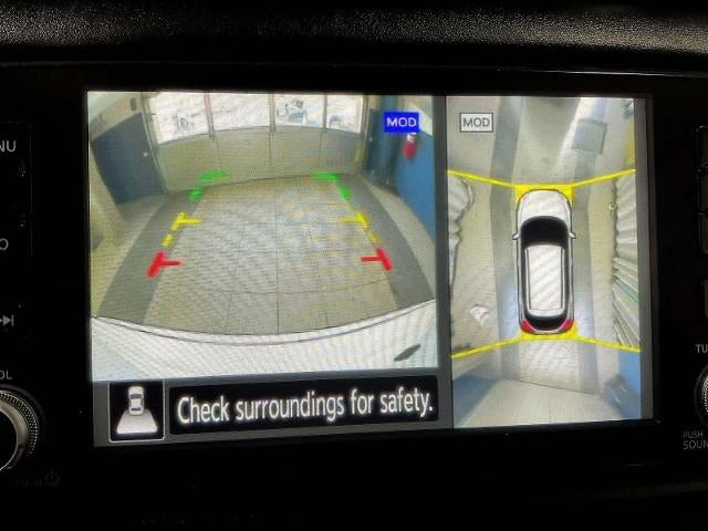 2023 Nissan Kicks SR FWD