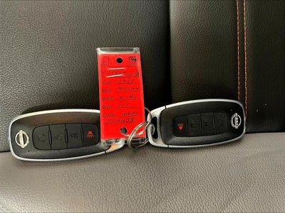 2023 Nissan Kicks SR FWD