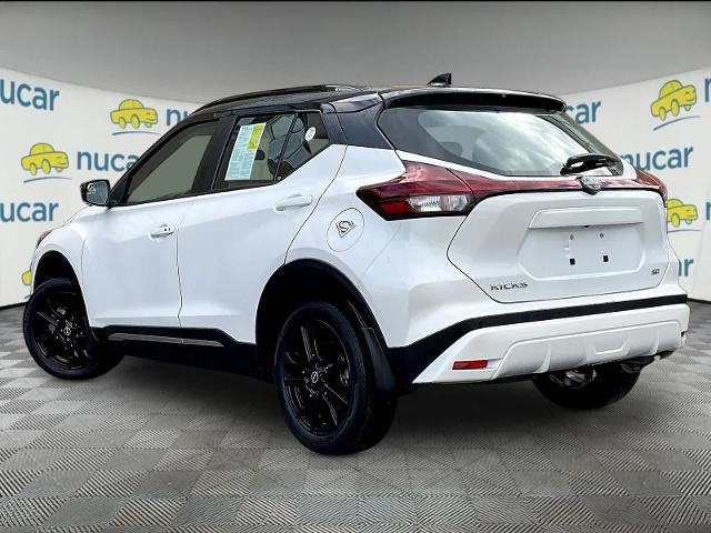2023 Nissan Kicks SR FWD