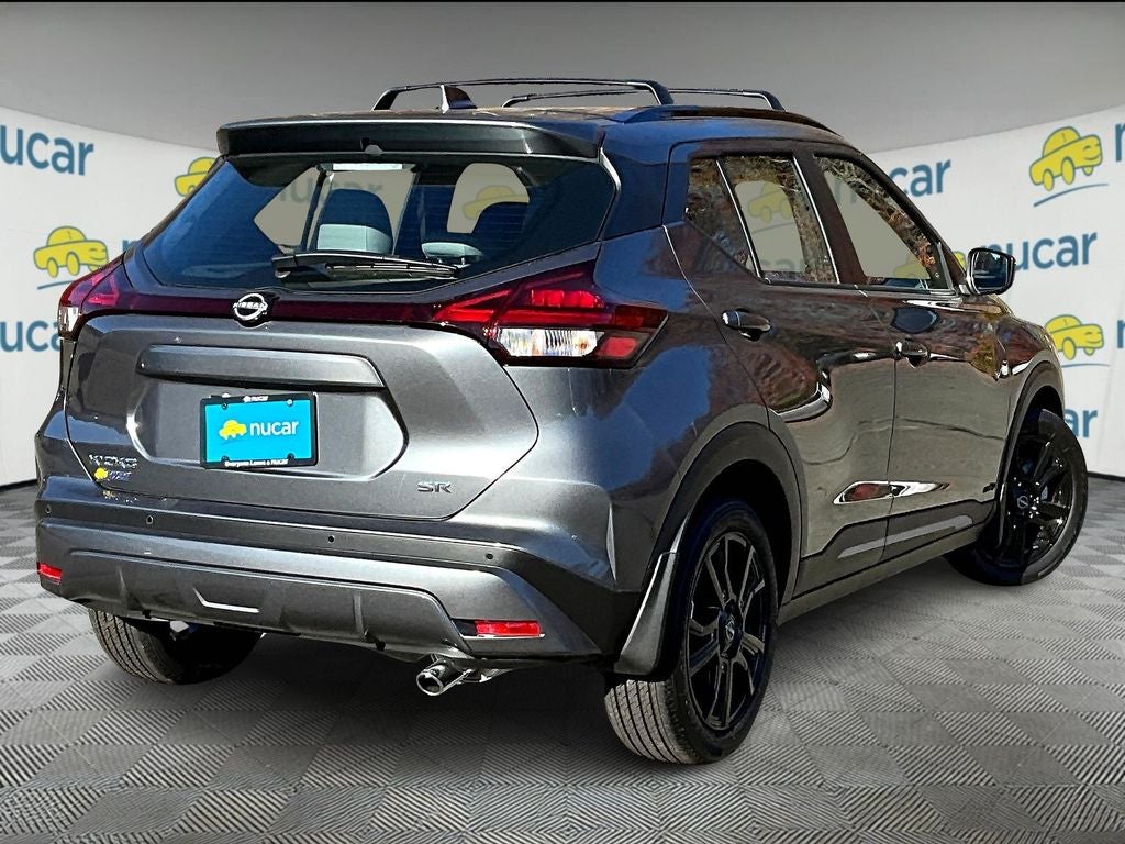 2024 Nissan Kicks SR
