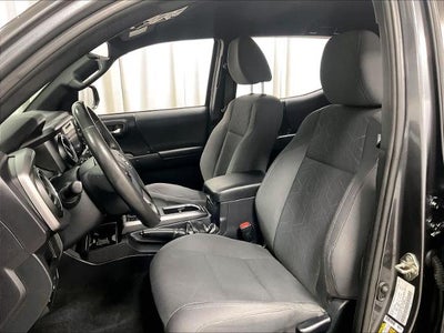 2019 Toyota Tacoma 4WD 4WD TRD Off Road Double Cab 5' Bed V6 AT (Natl)