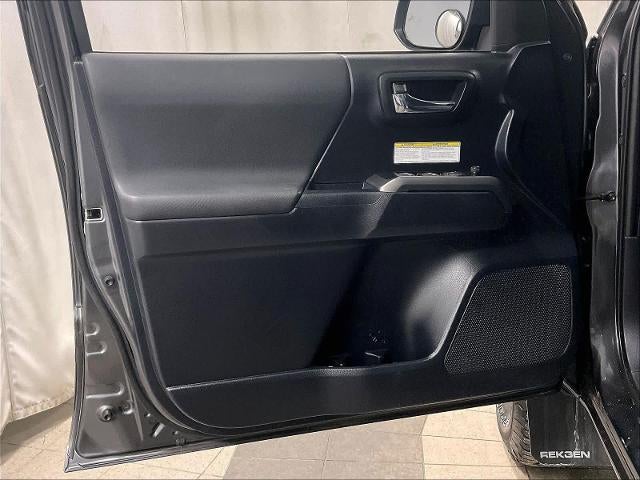 2019 Toyota Tacoma 4WD 4WD TRD Off Road Double Cab 5' Bed V6 AT (Natl)