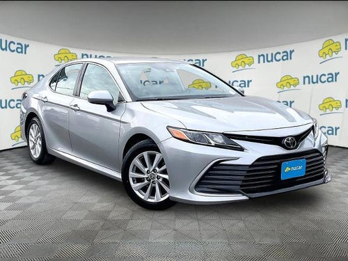 2022 Toyota Camry LE Auto (SE)