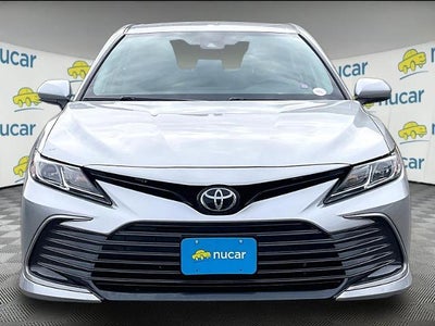 2022 Toyota Camry LE Auto (SE)