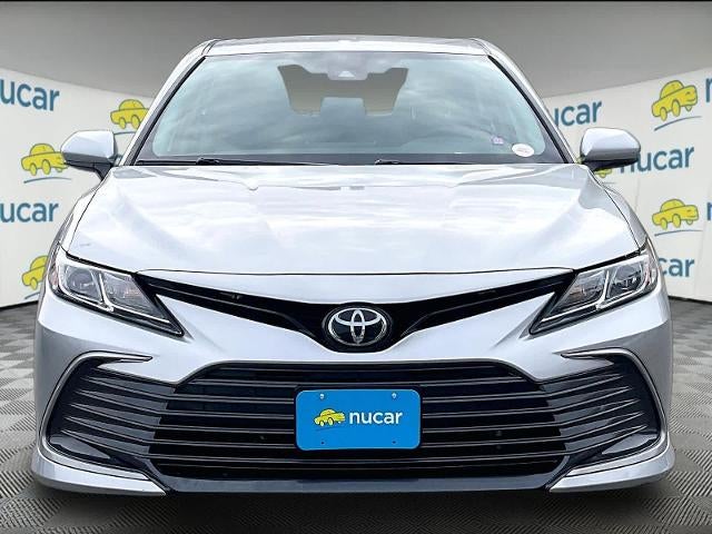 2022 Toyota Camry LE Auto (SE)