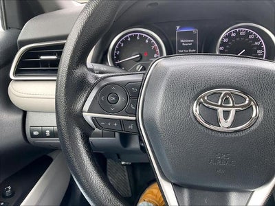 2022 Toyota Camry LE Auto (SE)