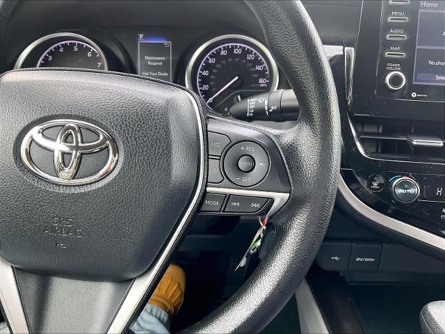 2022 Toyota Camry LE Auto (SE)