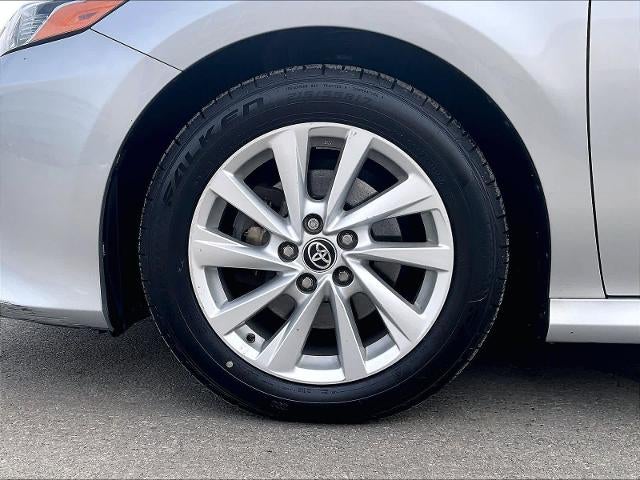 2022 Toyota Camry LE Auto (SE)