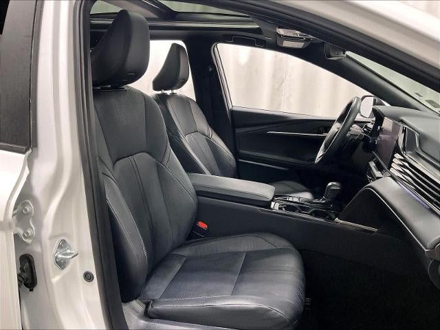 2025 Toyota Camry XSE (Natl)