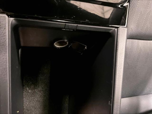 2025 Toyota Camry XSE (Natl)