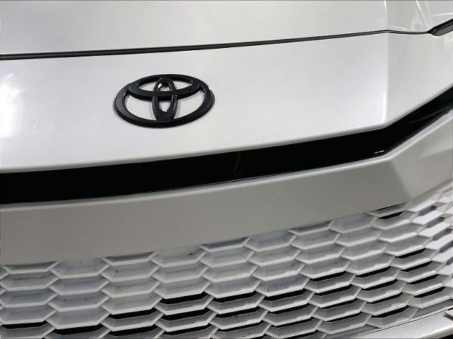 2025 Toyota Camry XSE (Natl)