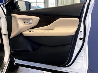 2023 Nissan Murano AWD Platinum