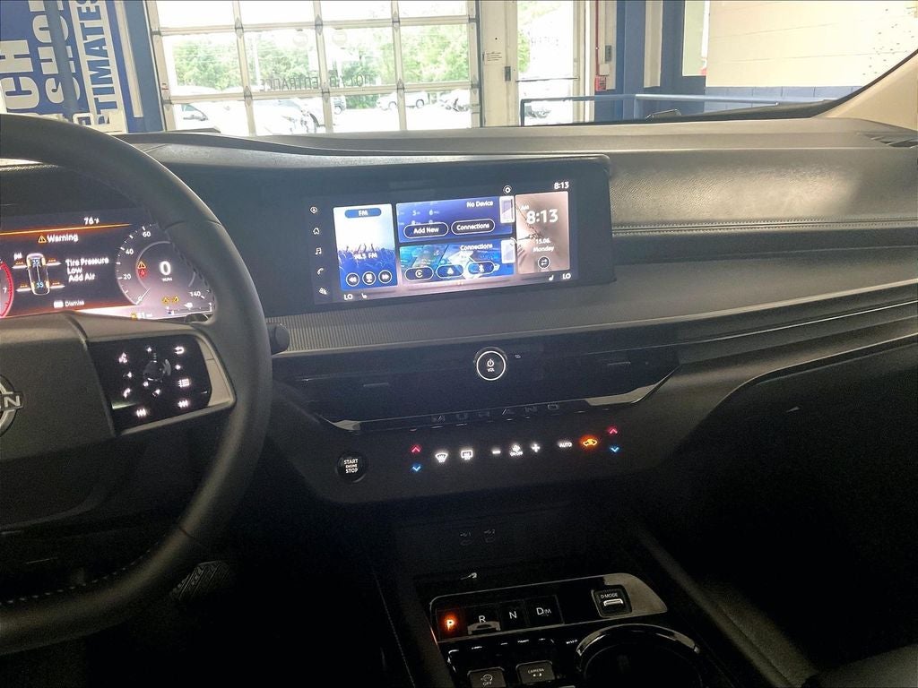 2025 Nissan Murano SV