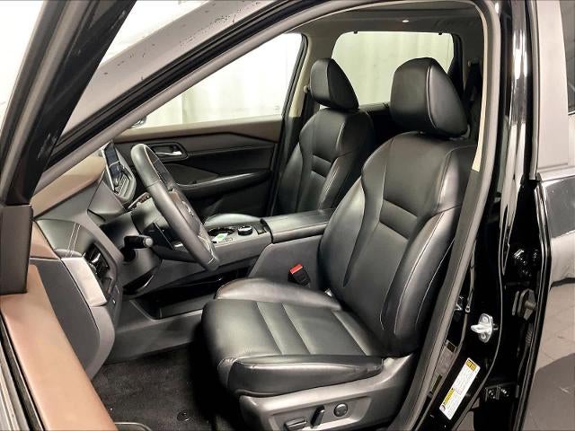 2023 Nissan Rogue AWD SV *Ltd Avail*