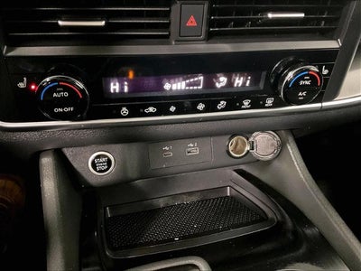 2023 Nissan Rogue AWD SV