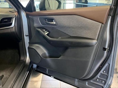 2023 Nissan Rogue AWD SV