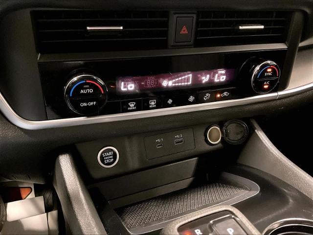 2023 Nissan Rogue AWD SV