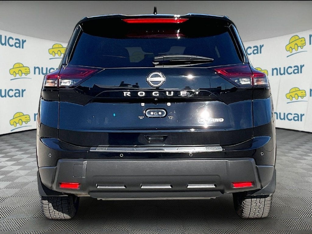2024 Nissan Rogue SV