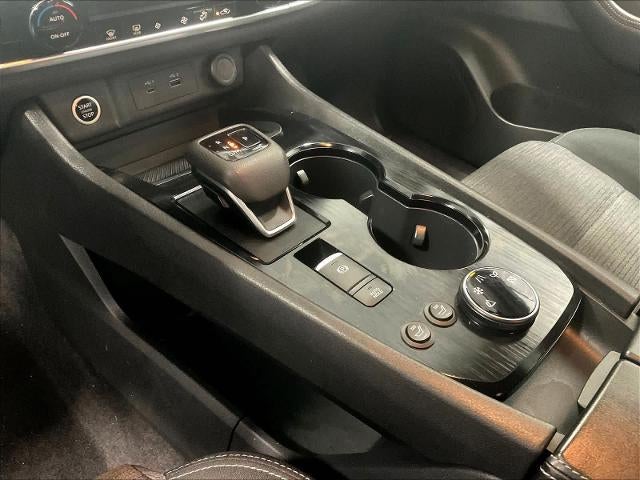 2023 Nissan Rogue AWD SV