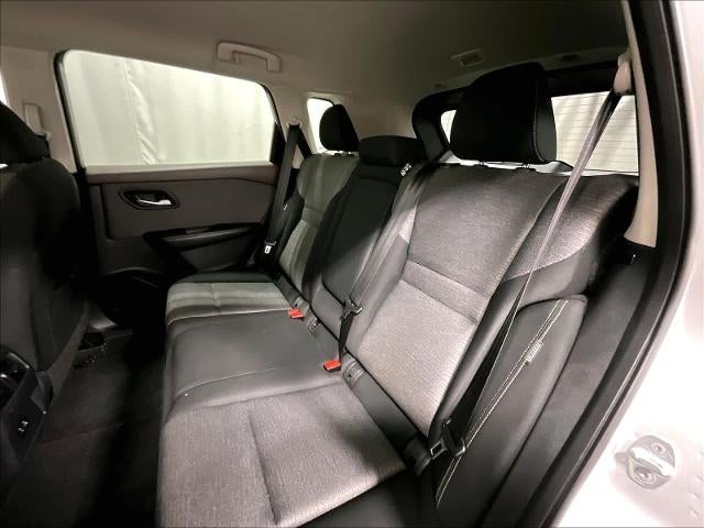 2022 Nissan Rogue AWD SV