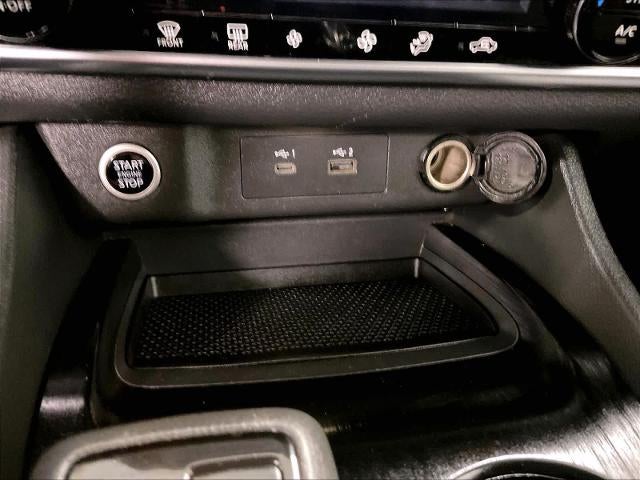 2022 Nissan Rogue AWD SV