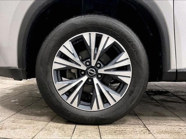 2022 Nissan Rogue AWD SV