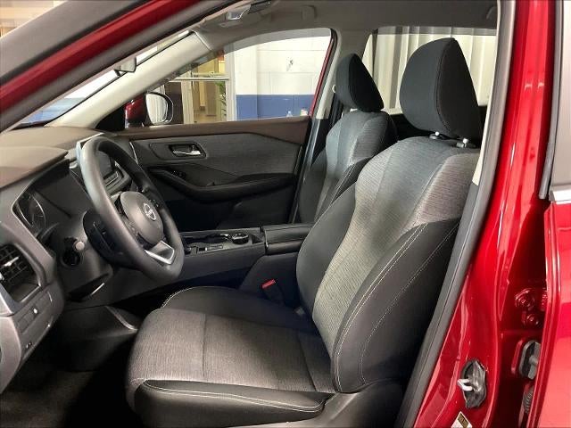 2023 Nissan Rogue AWD SV *Ltd Avail*