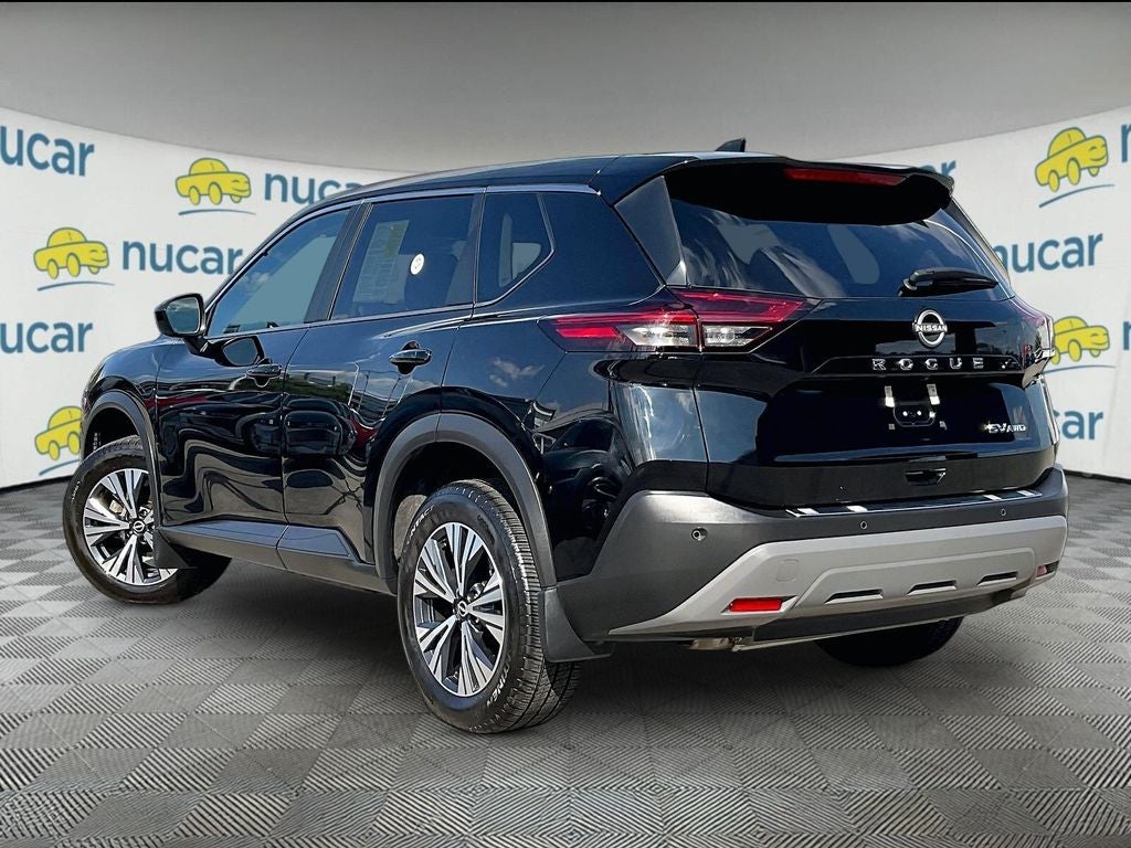 2023 Nissan Rogue SV