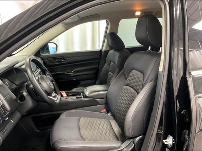 2024 Nissan Pathfinder S