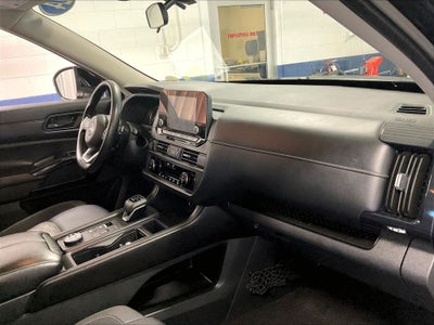 2024 Nissan Pathfinder S