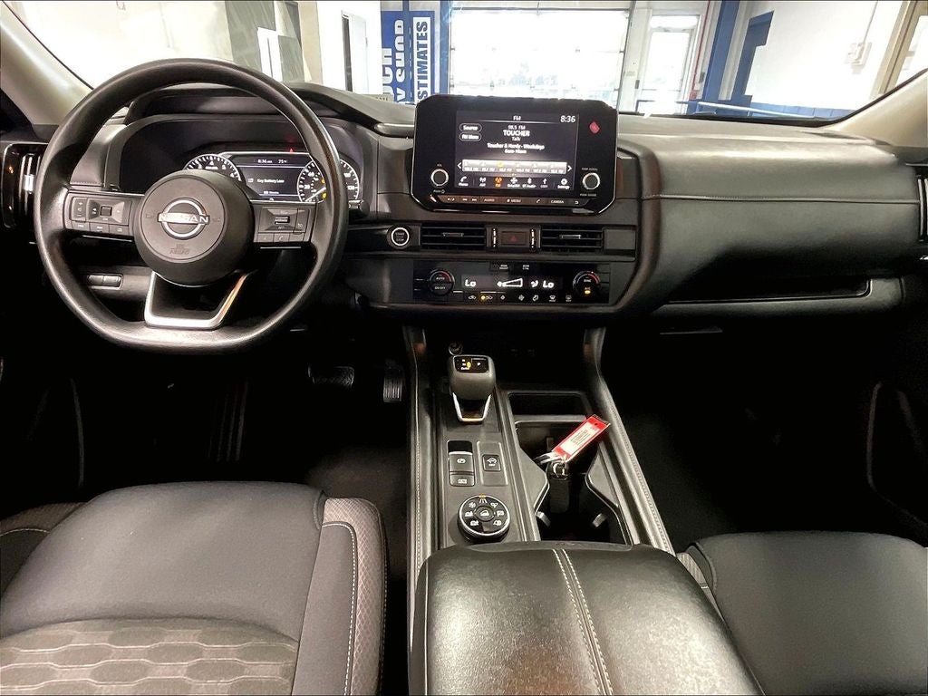 2024 Nissan Pathfinder S
