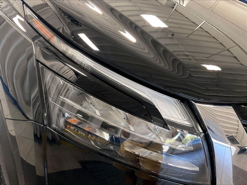2024 Nissan Pathfinder S