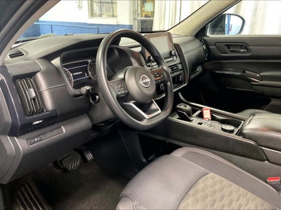 2024 Nissan Pathfinder S