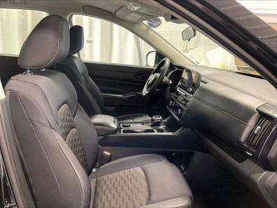 2024 Nissan Pathfinder S