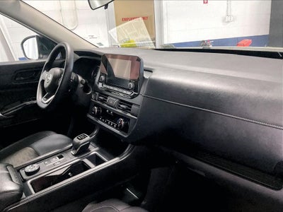 2024 Nissan Pathfinder S