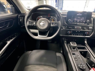 2024 Nissan Pathfinder S
