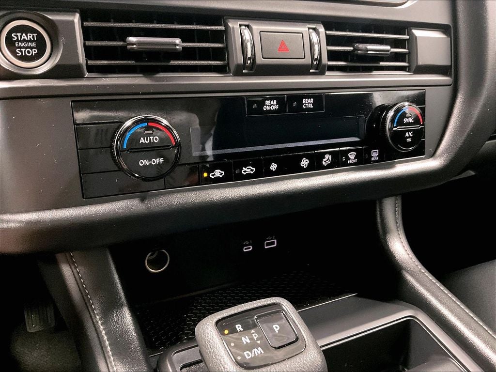 2024 Nissan Pathfinder S